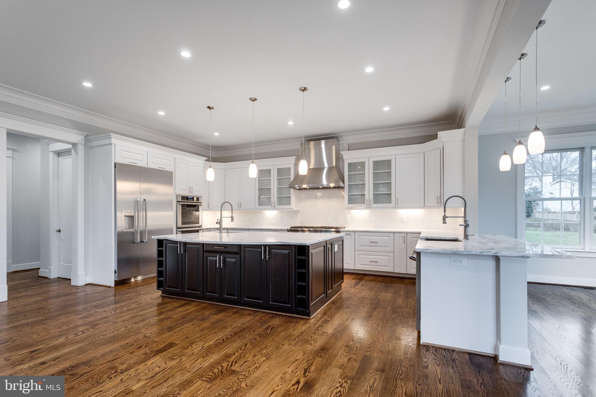 BROYHILL LANGLEY ESTATES - Residential