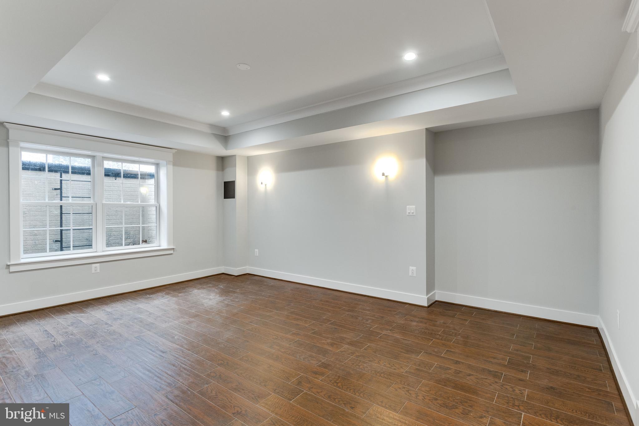 BROYHILL LANGLEY ESTATES - Residential