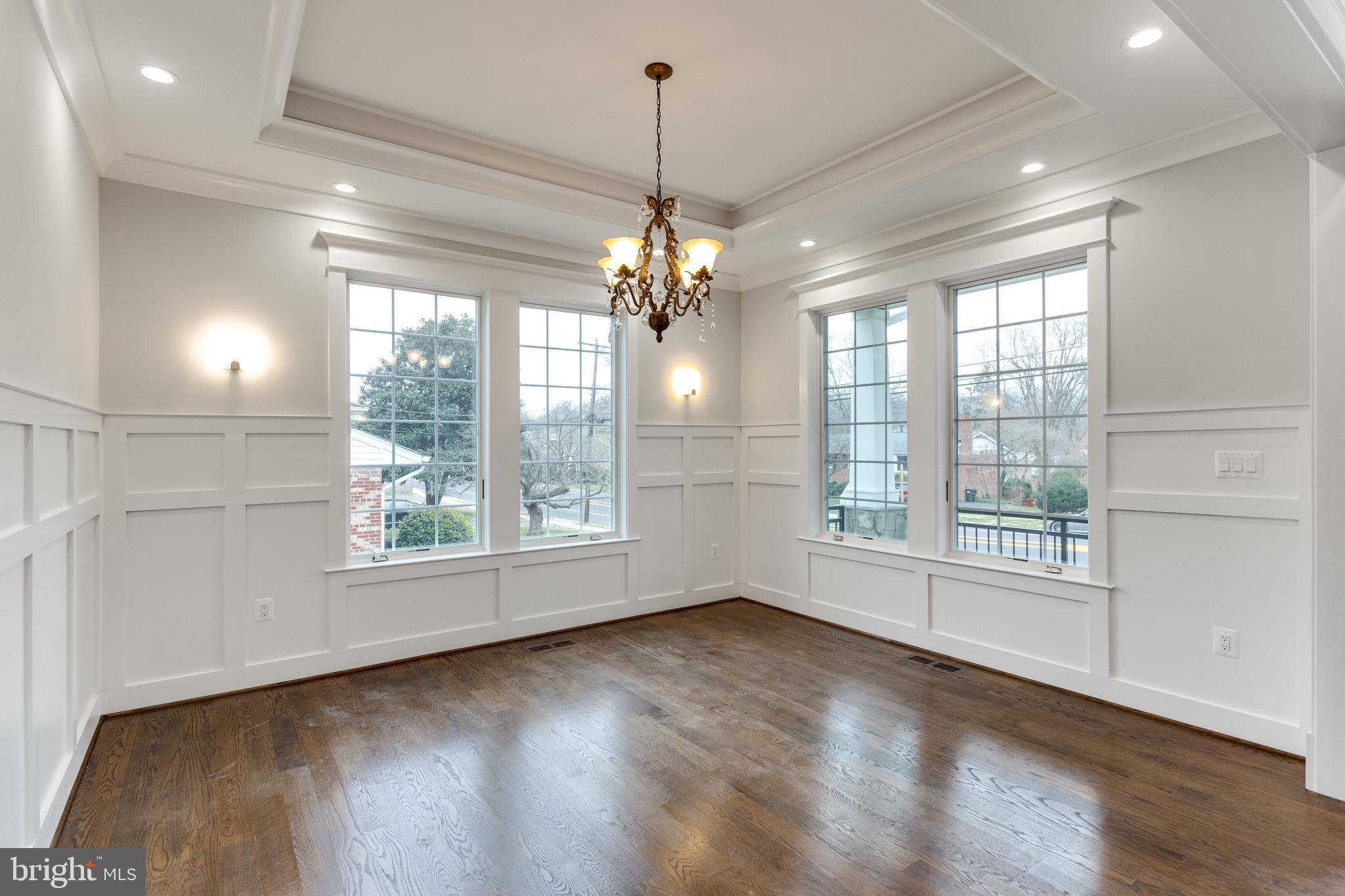 BROYHILL LANGLEY ESTATES - Residential