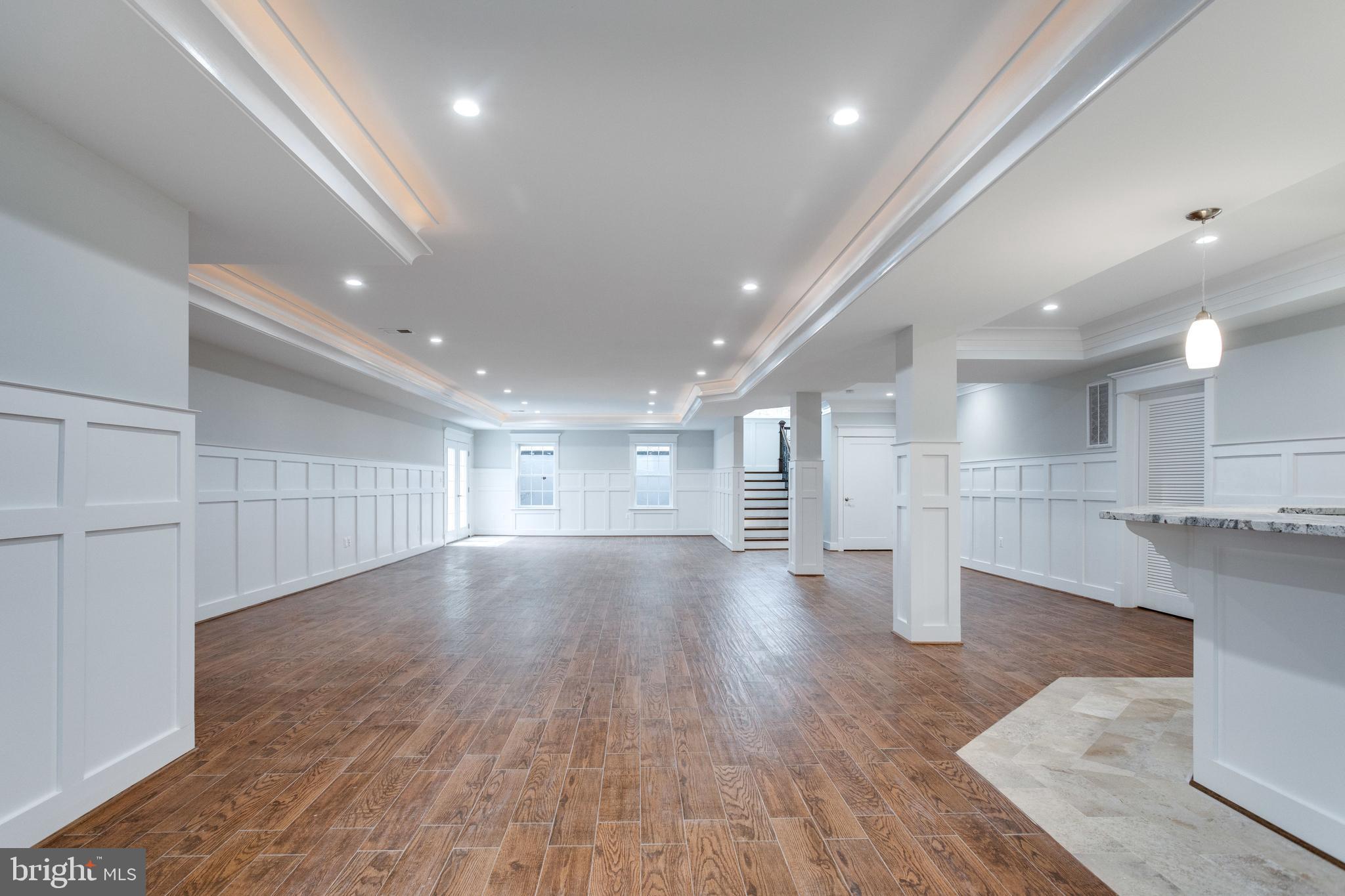 BROYHILL LANGLEY ESTATES - Residential