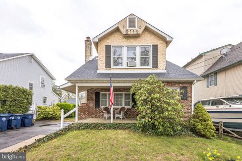 107 MADISON AVENUE LAUREL SPRINGS NJ 08021