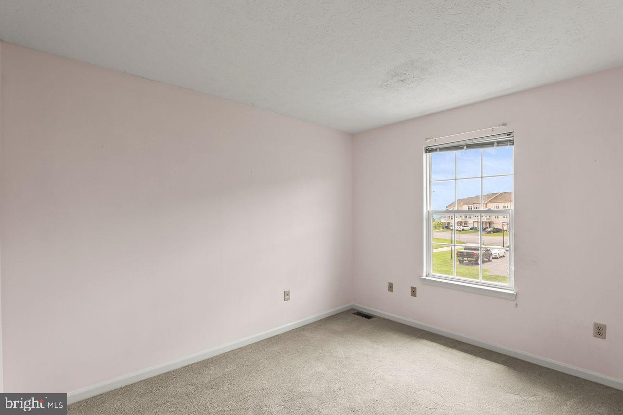 COUNTRY RIDGE - Residential