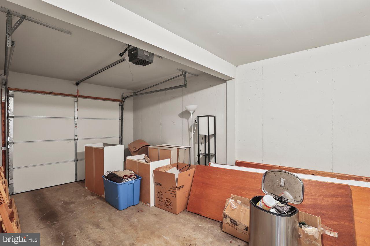 COUNTRY RIDGE - Residential