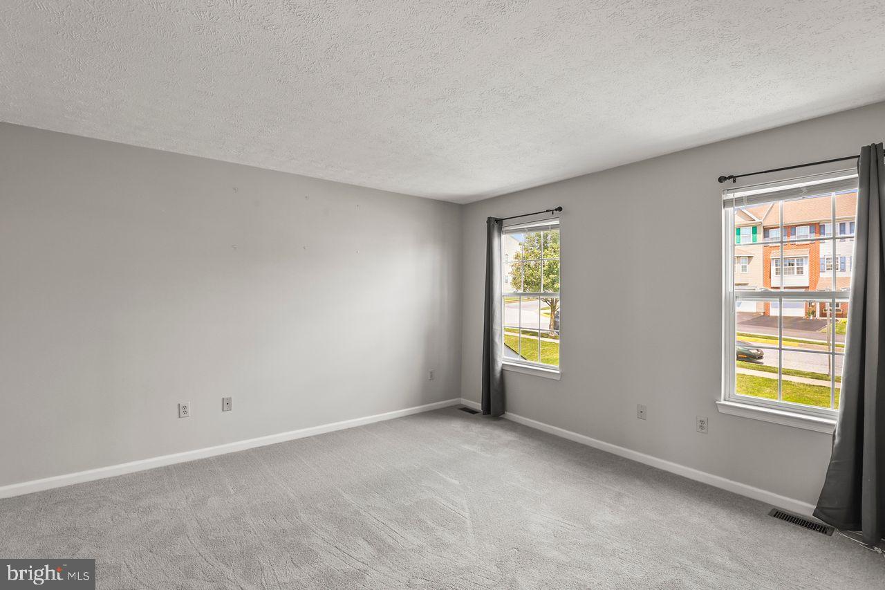 COUNTRY RIDGE - Residential