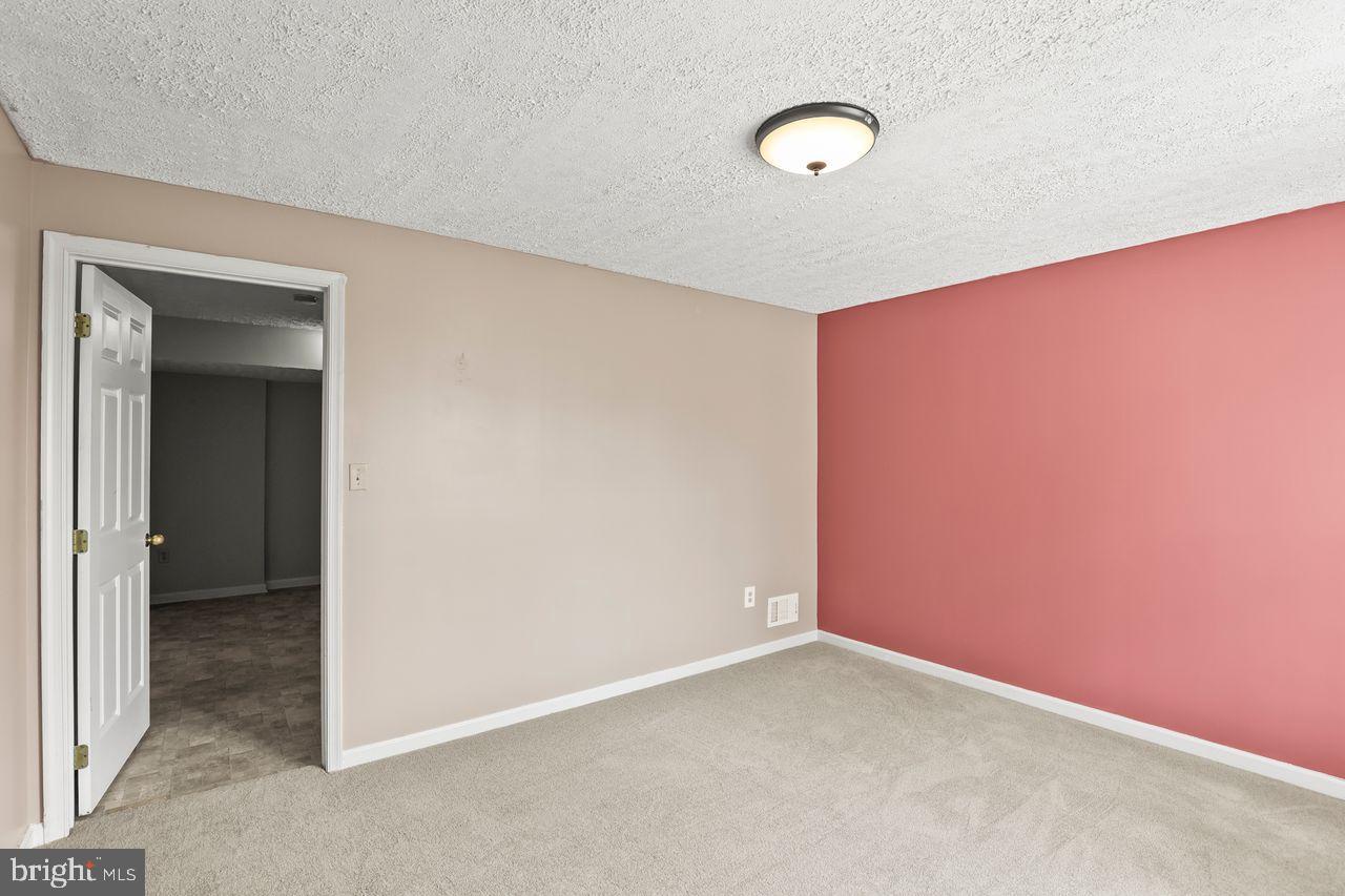 COUNTRY RIDGE - Residential