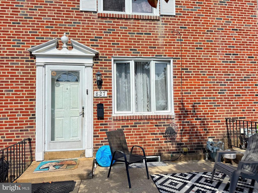 Photo of 827 Hampshire Rd, DREXEL HILL, PA 19026 (MLS # PADE2100184)