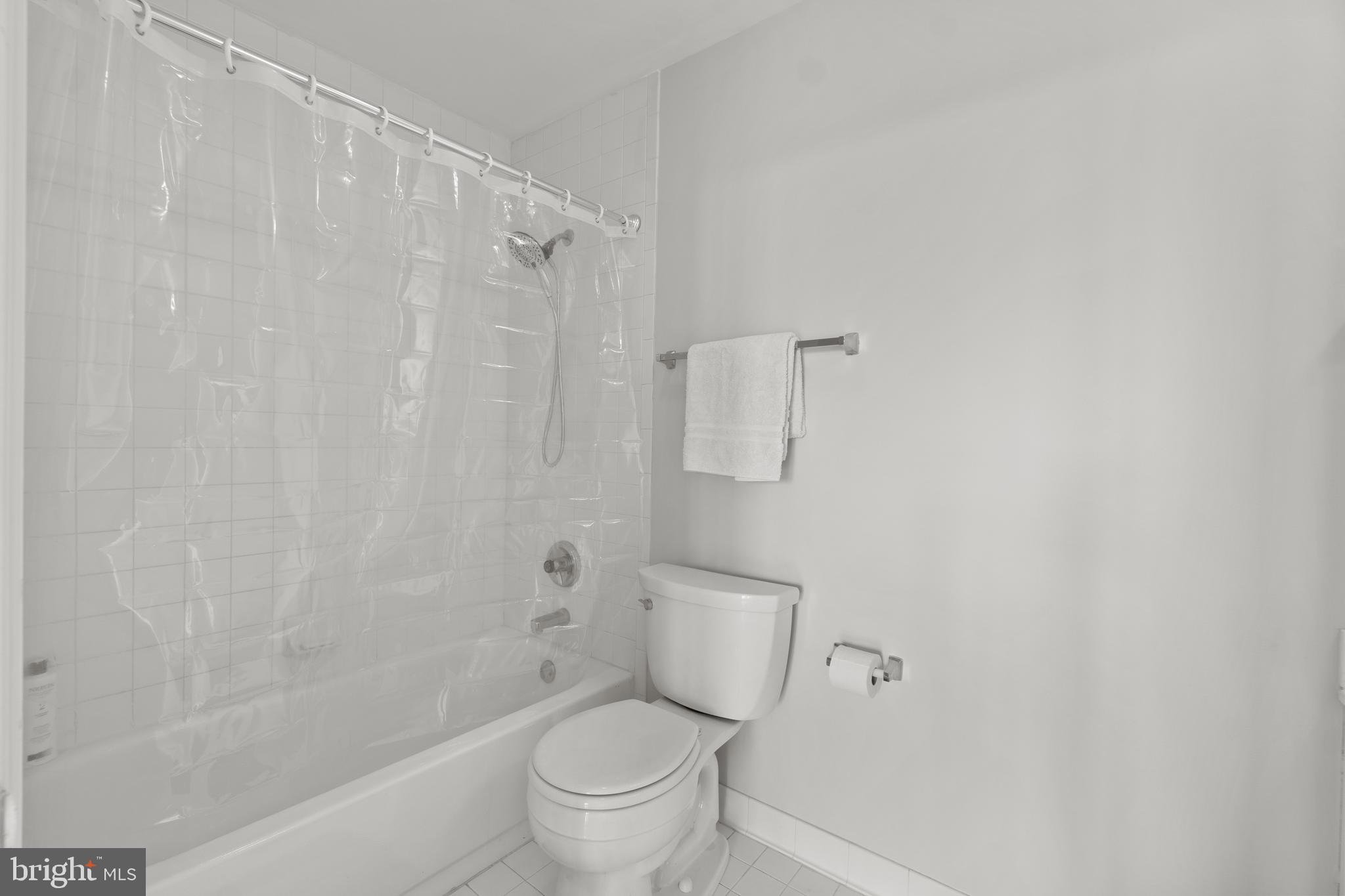 HARBORVIEW - Residential Lease