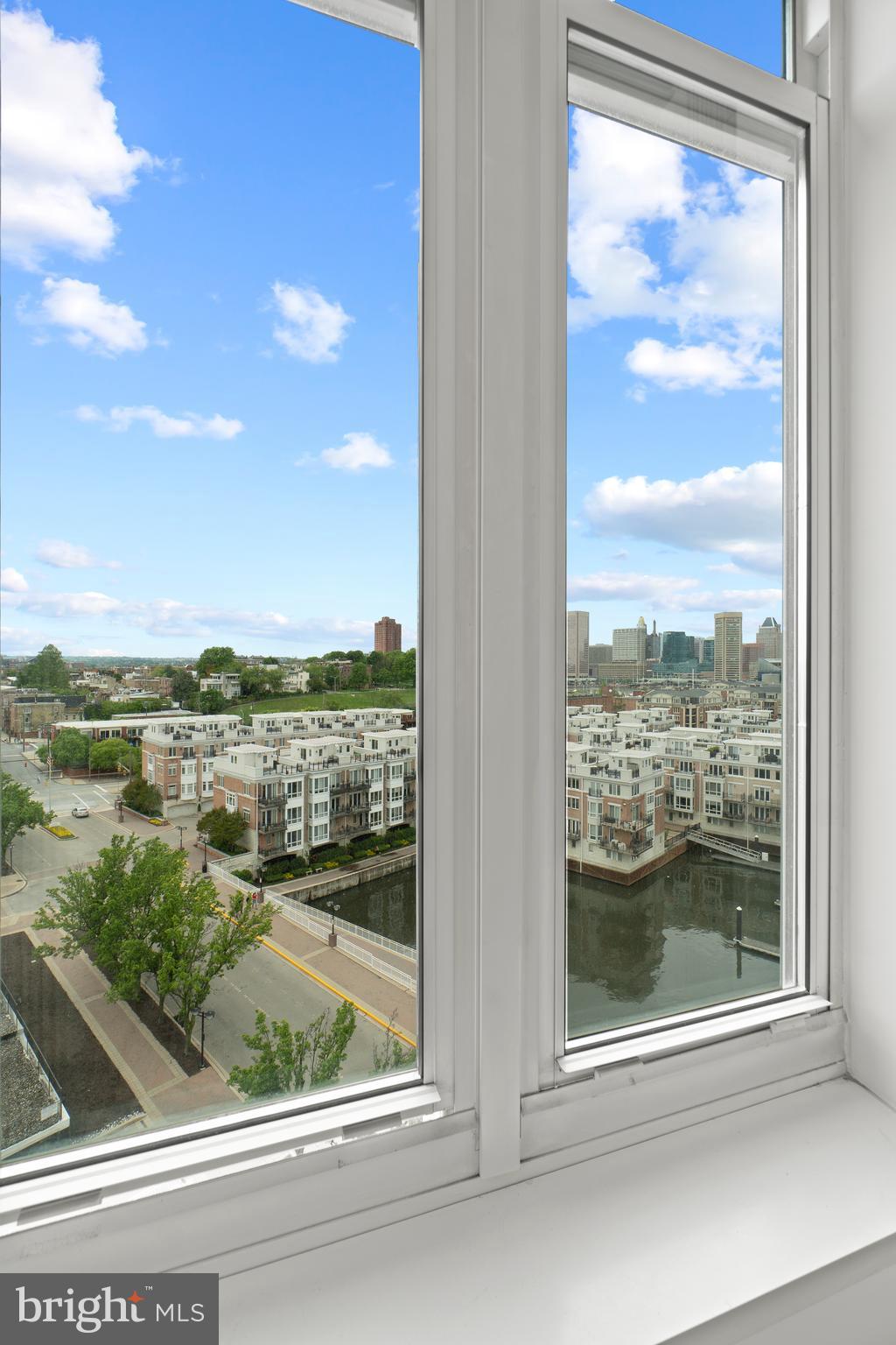 HARBORVIEW - Residential Lease