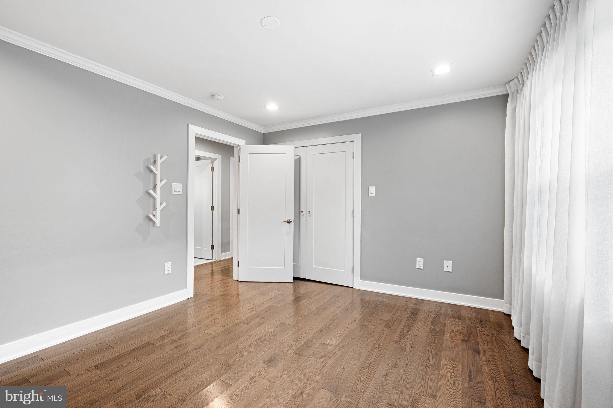 BUSTLETON - Residential