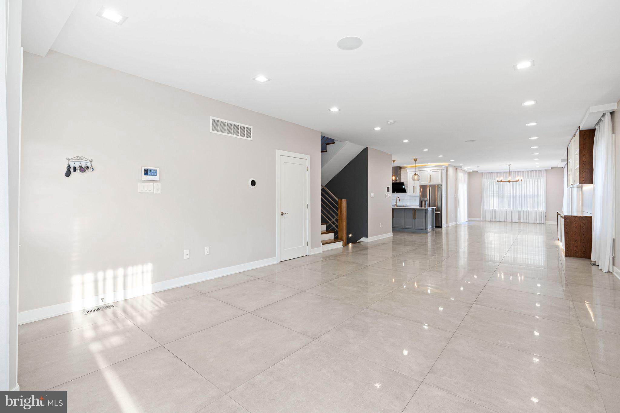 BUSTLETON - Residential