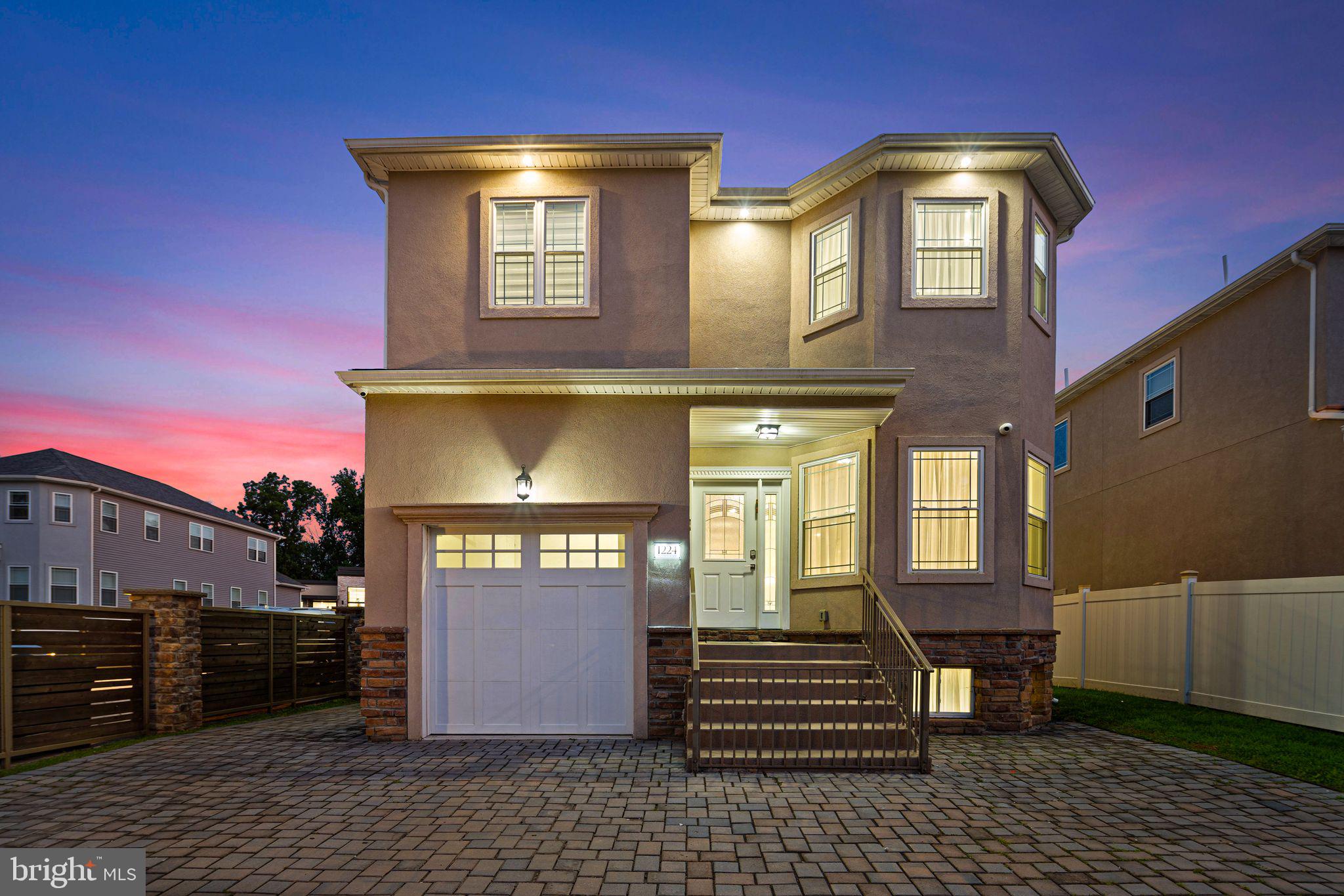 BUSTLETON - Residential