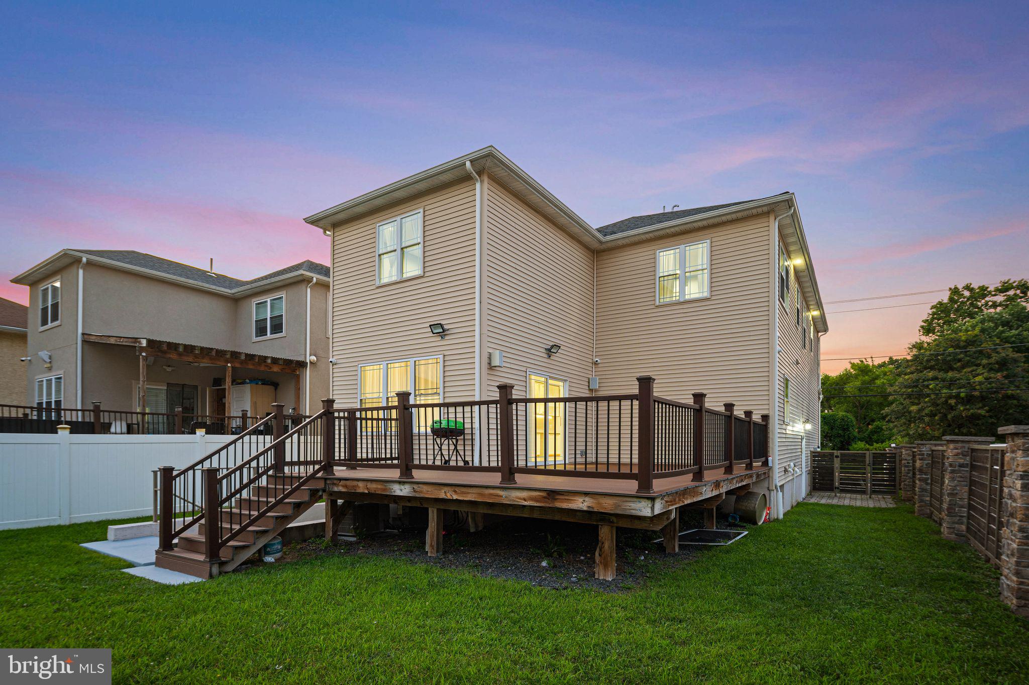 BUSTLETON - Residential