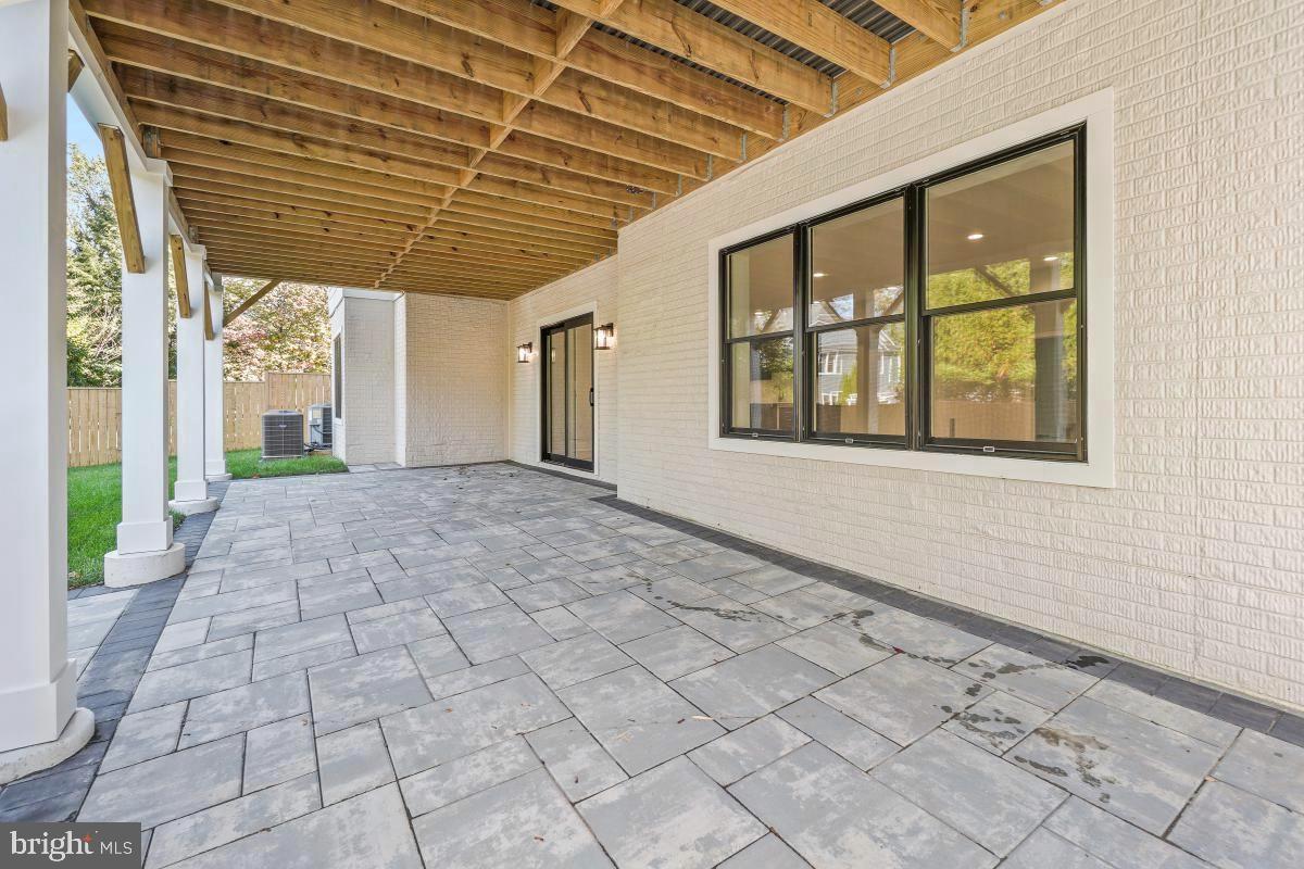 PT BETHESDA OUT RES 1 - Residential