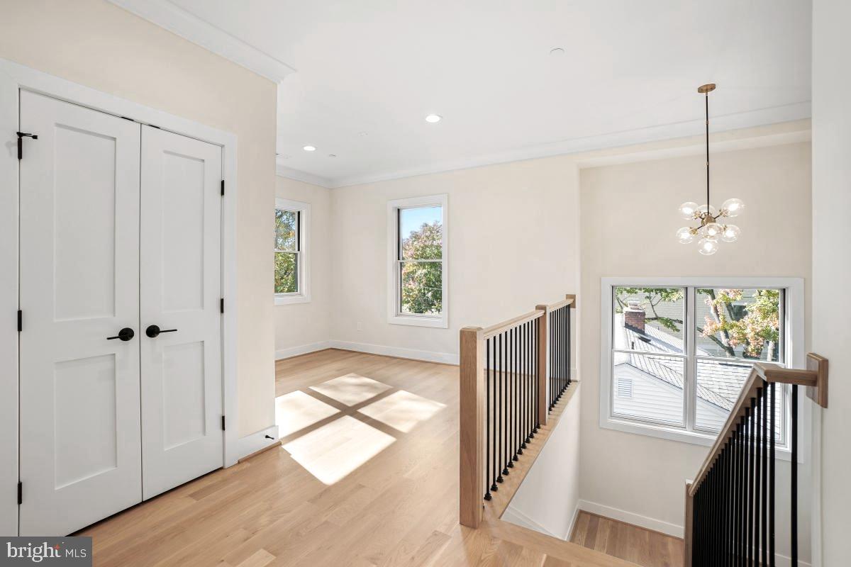 PT BETHESDA OUT RES 1 - Residential