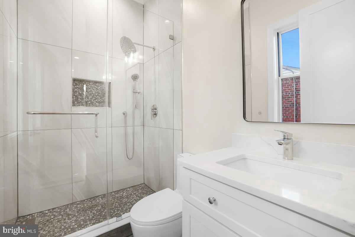 PT BETHESDA OUT RES 1 - Residential