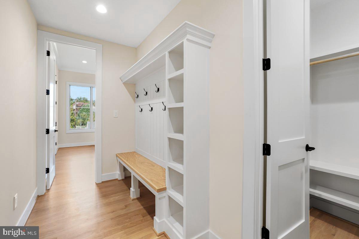 PT BETHESDA OUT RES 1 - Residential