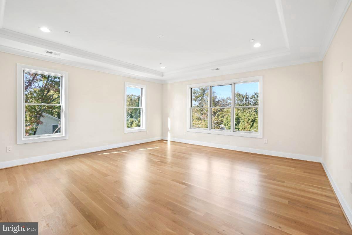 PT BETHESDA OUT RES 1 - Residential