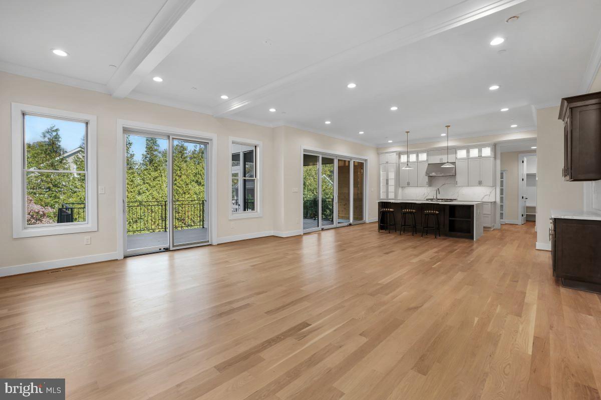 PT BETHESDA OUT RES 1 - Residential