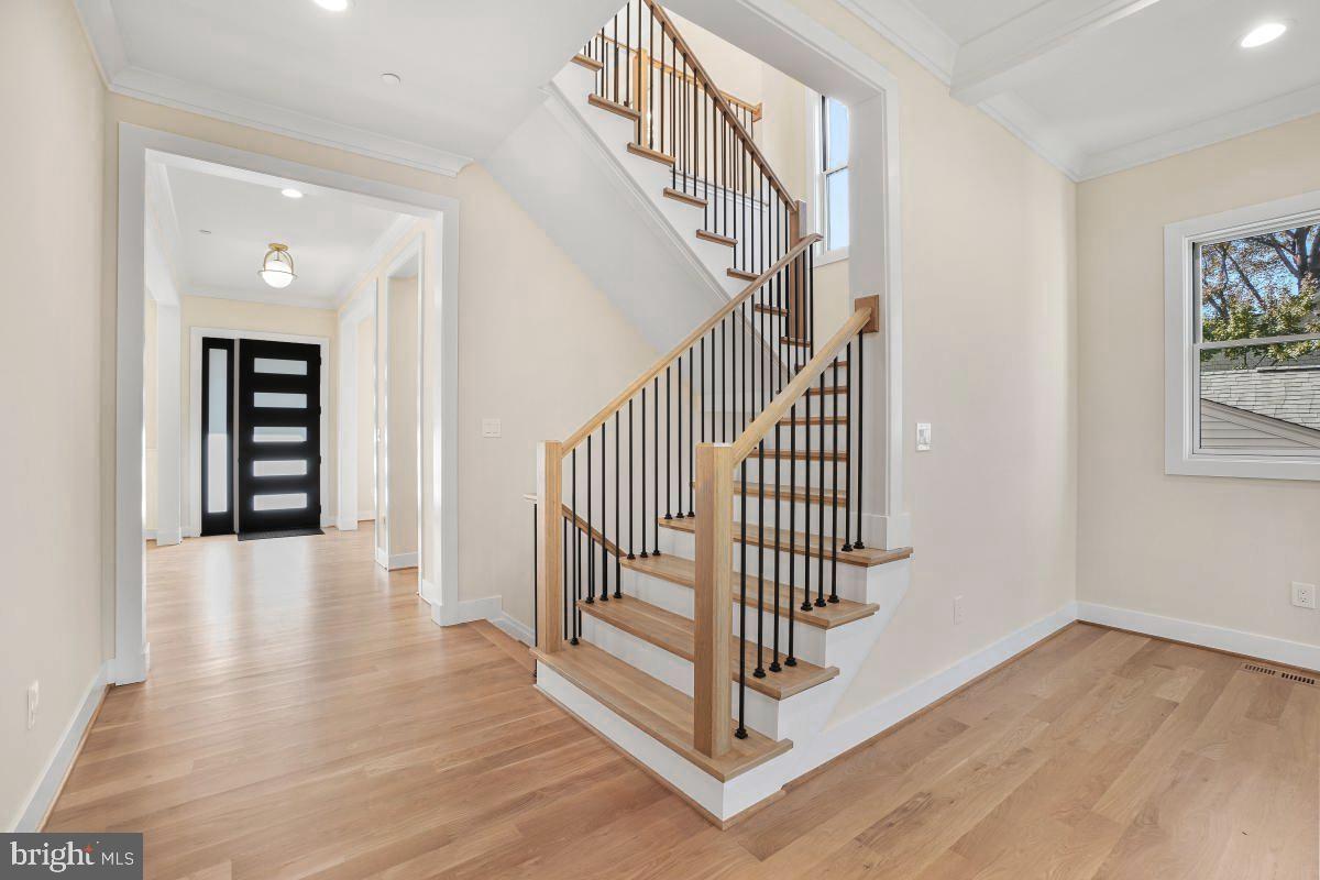 PT BETHESDA OUT RES 1 - Residential