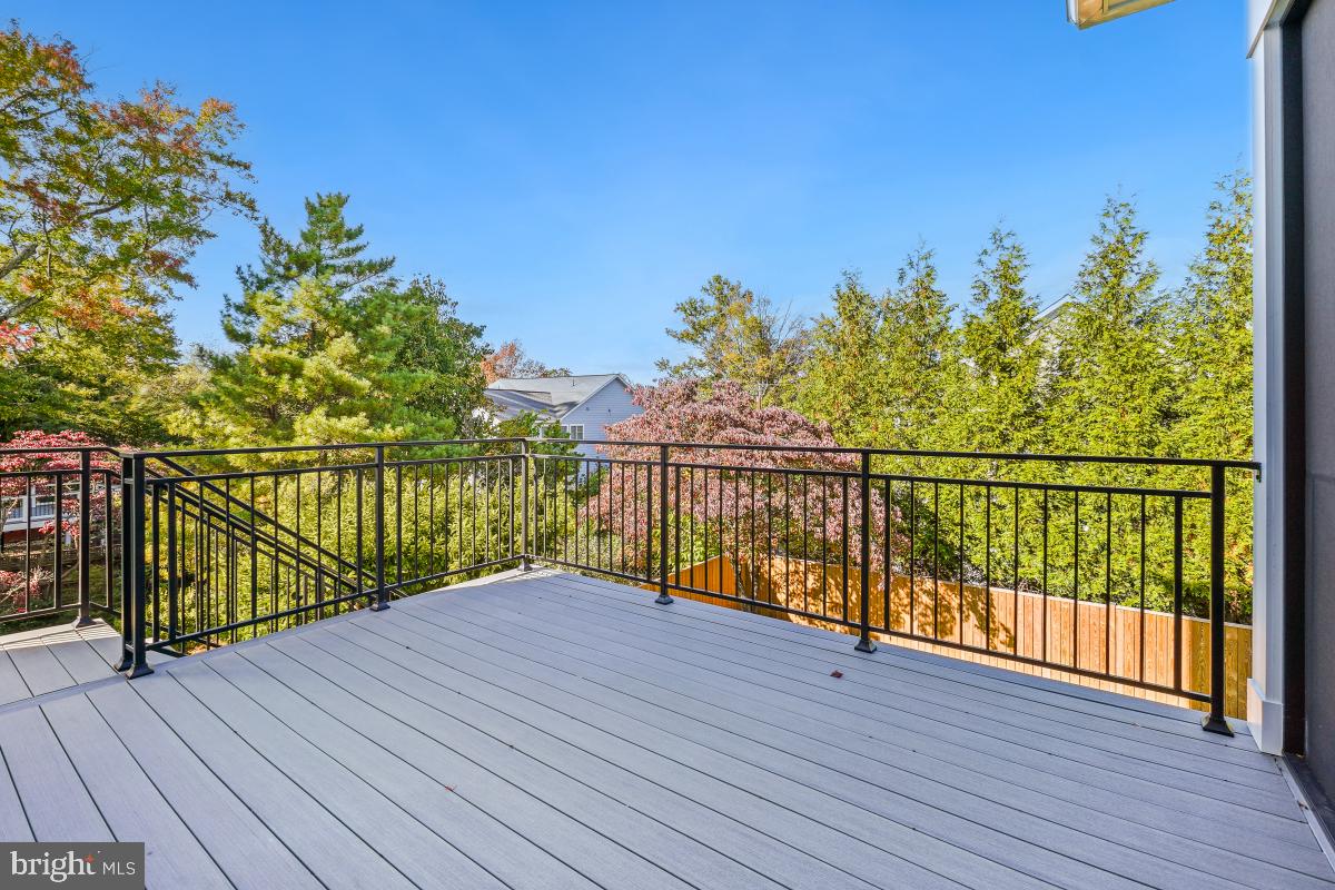 PT BETHESDA OUT RES 1 - Residential