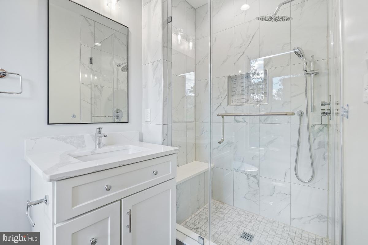 PT BETHESDA OUT RES 1 - Residential