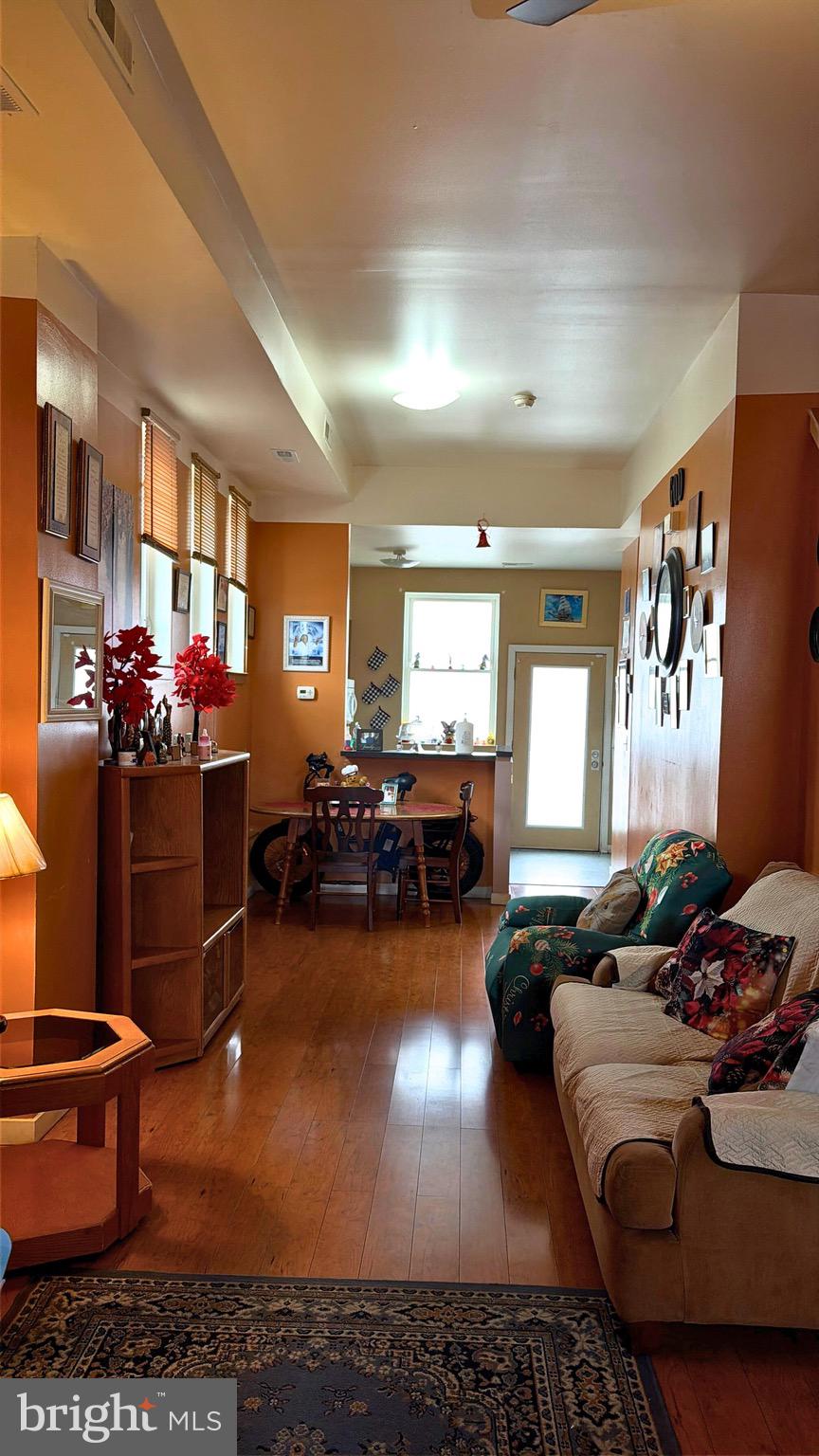 PHILADELPHIA (NORTH) - Residential