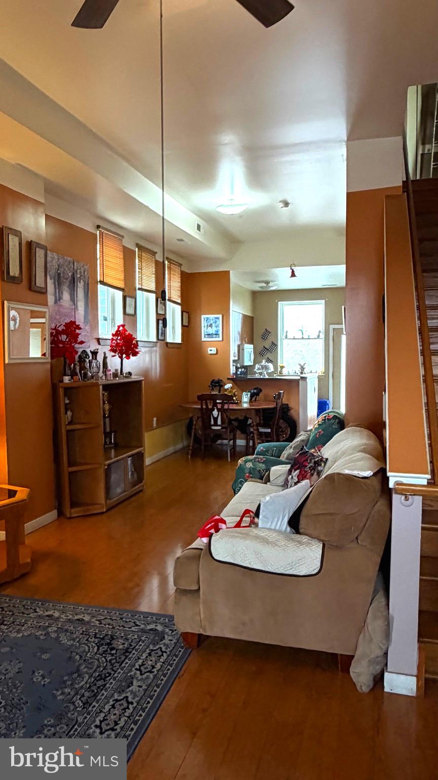 421 W SUSQUEHANNA AVENUE 23