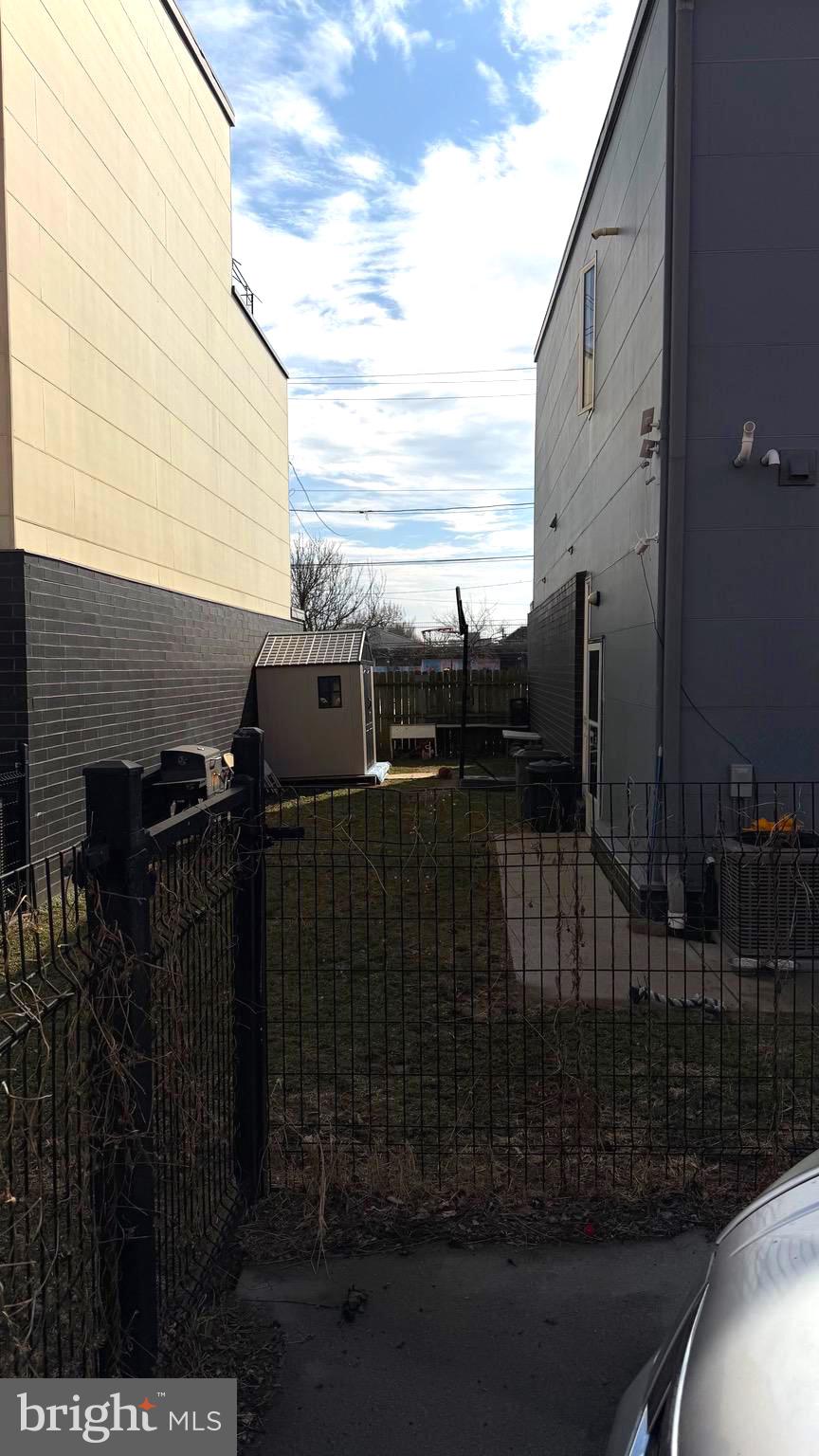 PHILADELPHIA (NORTH) - Residential