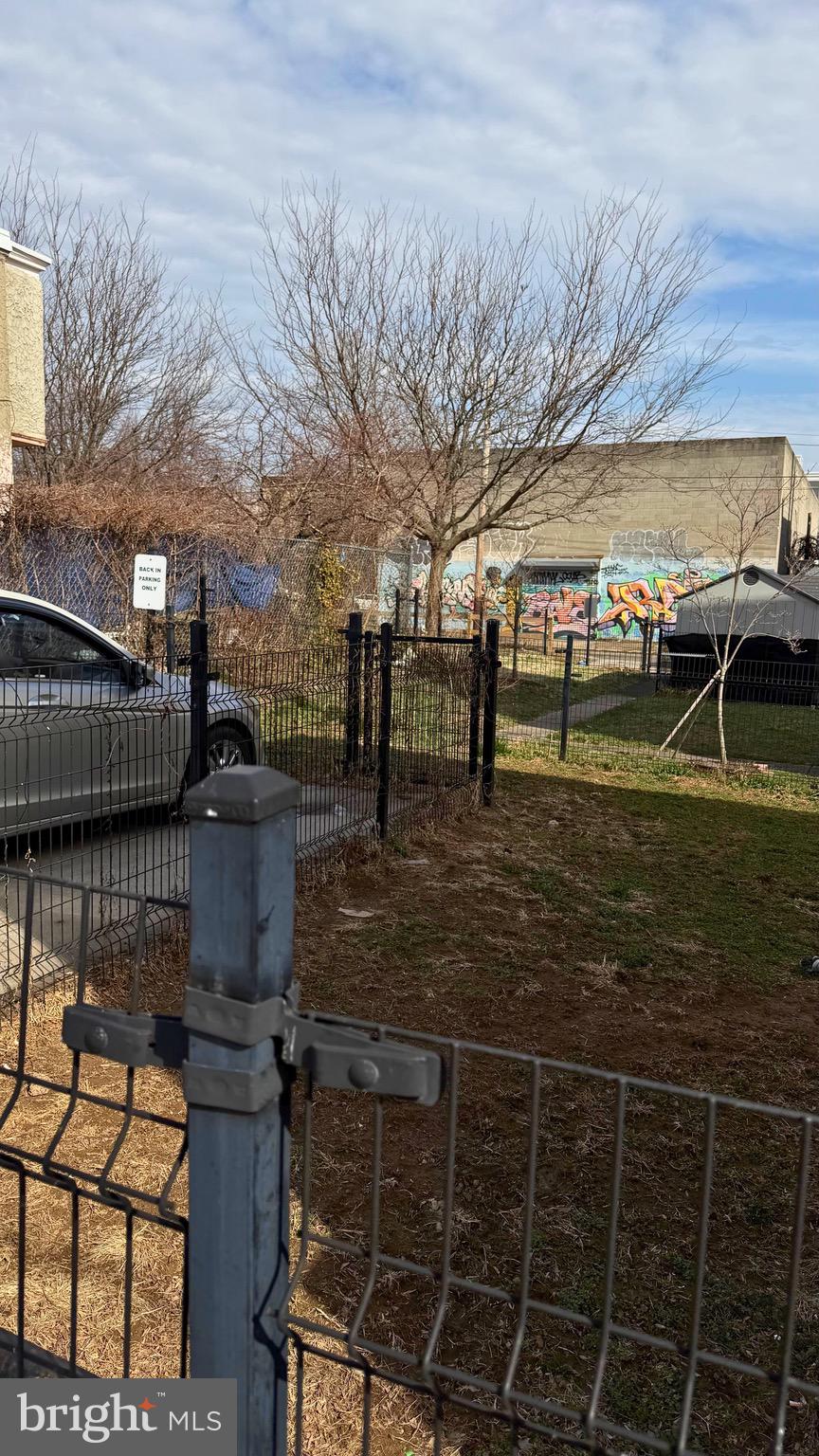 PHILADELPHIA (NORTH) - Residential