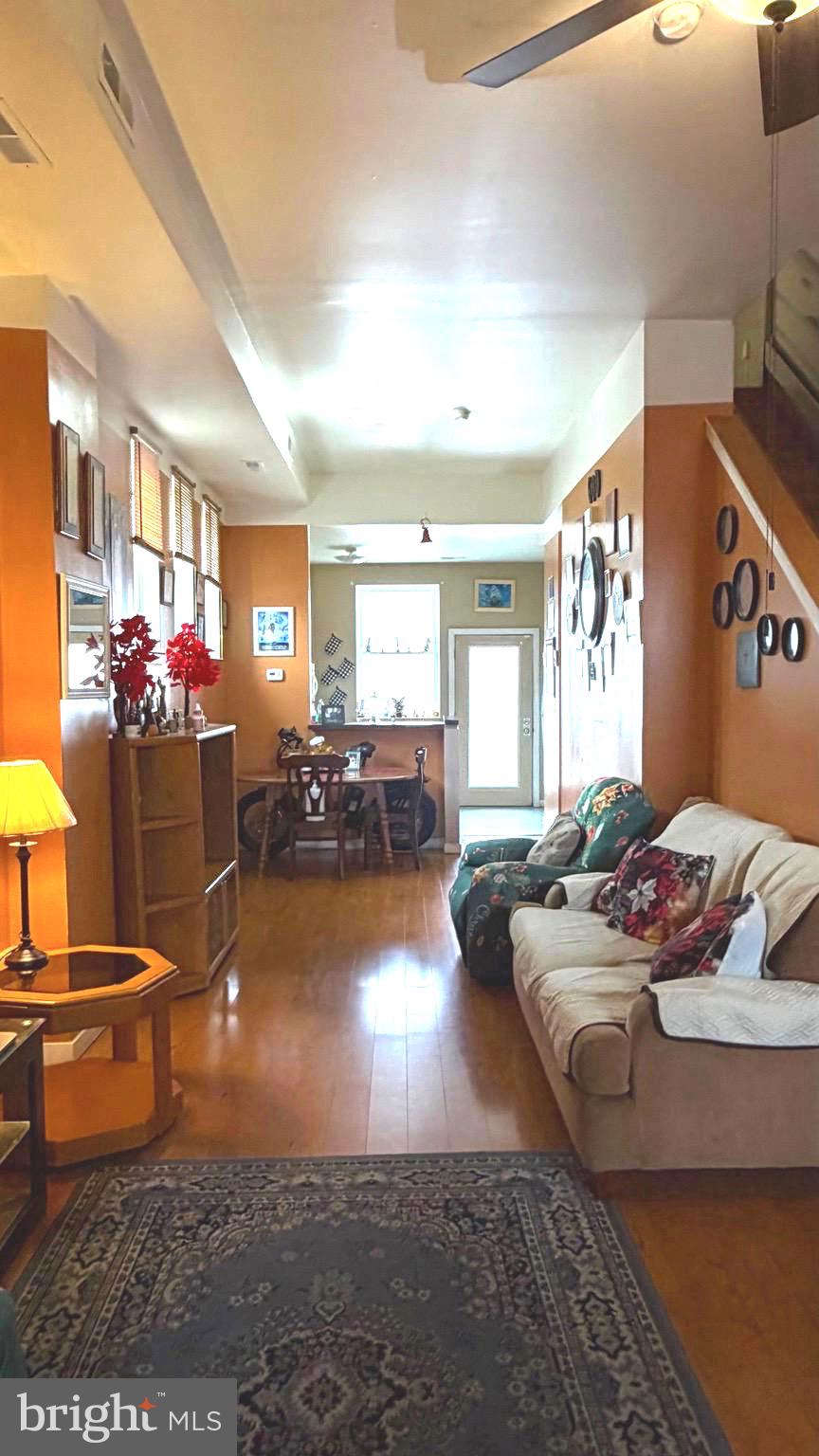 421 W SUSQUEHANNA AVENUE 23