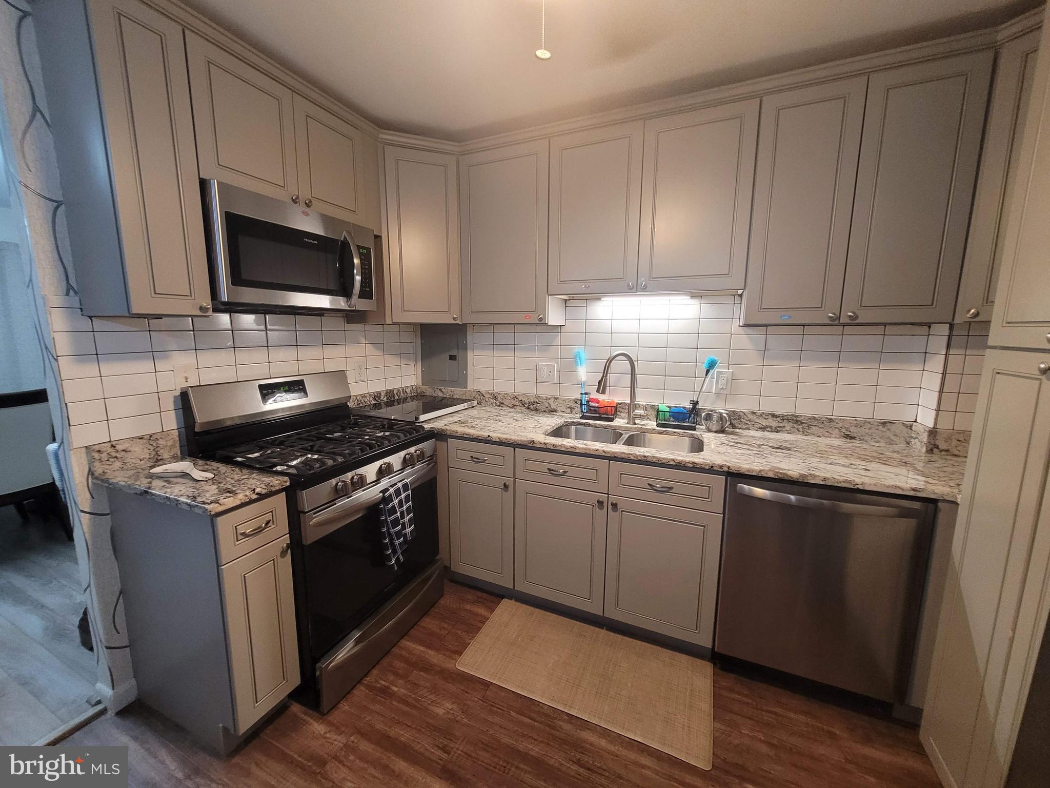 UPPER PARK HEIGHTS - Residential