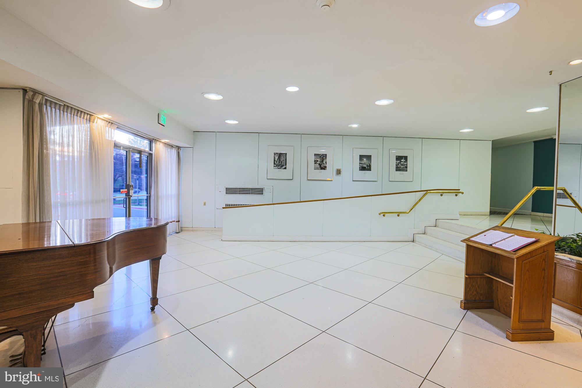 UPPER PARK HEIGHTS - Residential