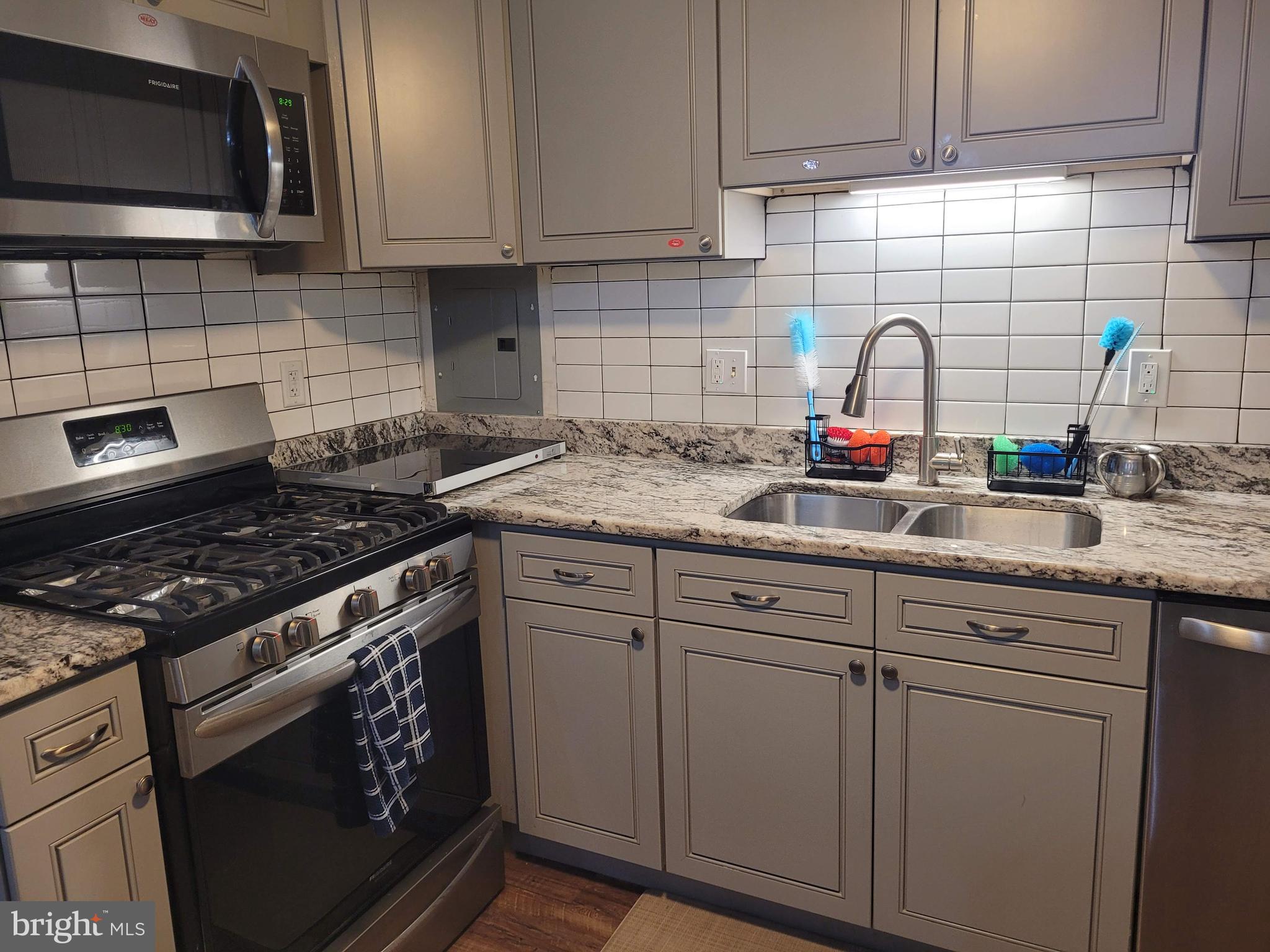 UPPER PARK HEIGHTS - Residential
