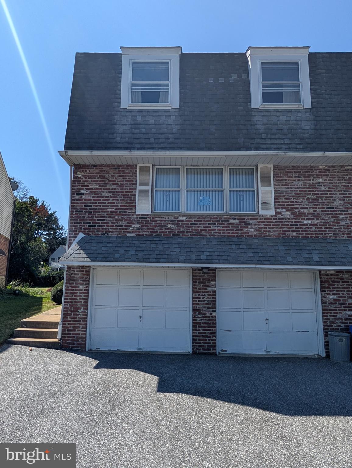 This fully occupied duplex offers a prime investment opportunity in Delaware County. This duplex provides excellent cash flow potential, with both units currently occupied, and separate utilities for each unit. Each unit is bright, and spacious with 2 beds, 1.5 baths. The basement level includes 2 car garage parking and a well maintained laundry and utility area. Whether you’re looking to add to your portfolio or begin your investment journey, this property presents strong rental income potential in a desirable location. Current tenants are on month to month leas, paying $975 each unit.