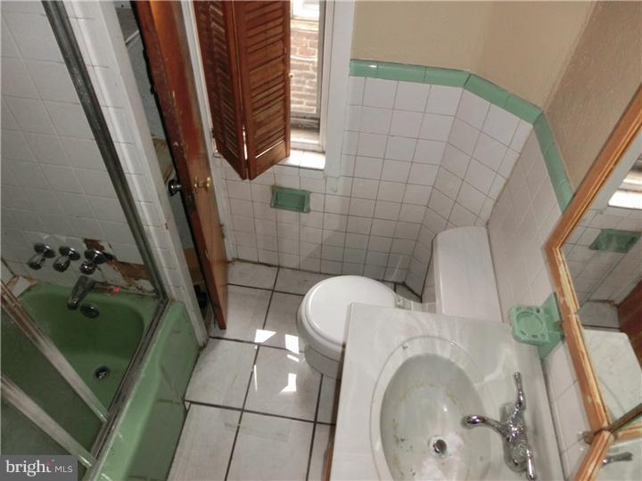 PHILADELPHIA (NORTH) - Residential