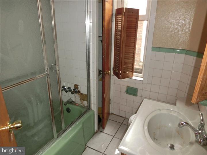 PHILADELPHIA (NORTH) - Residential