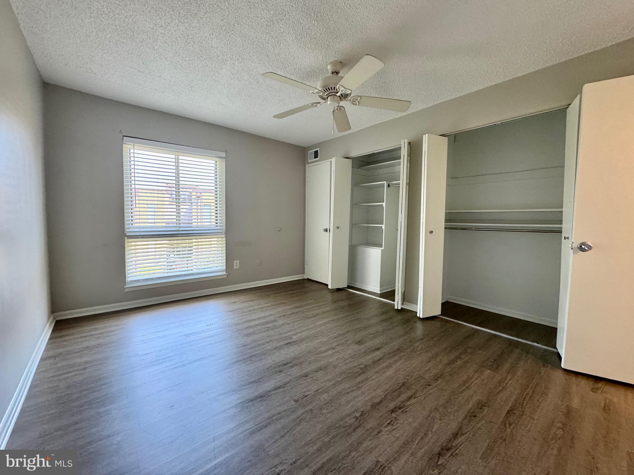 SUMMERTREE CONDO APTS - Residential Lease