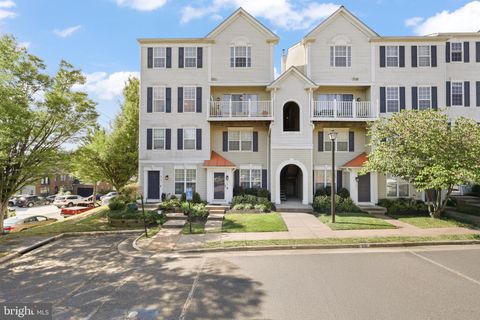 8165 HALLEY COURT 301 LORTON VA 22079