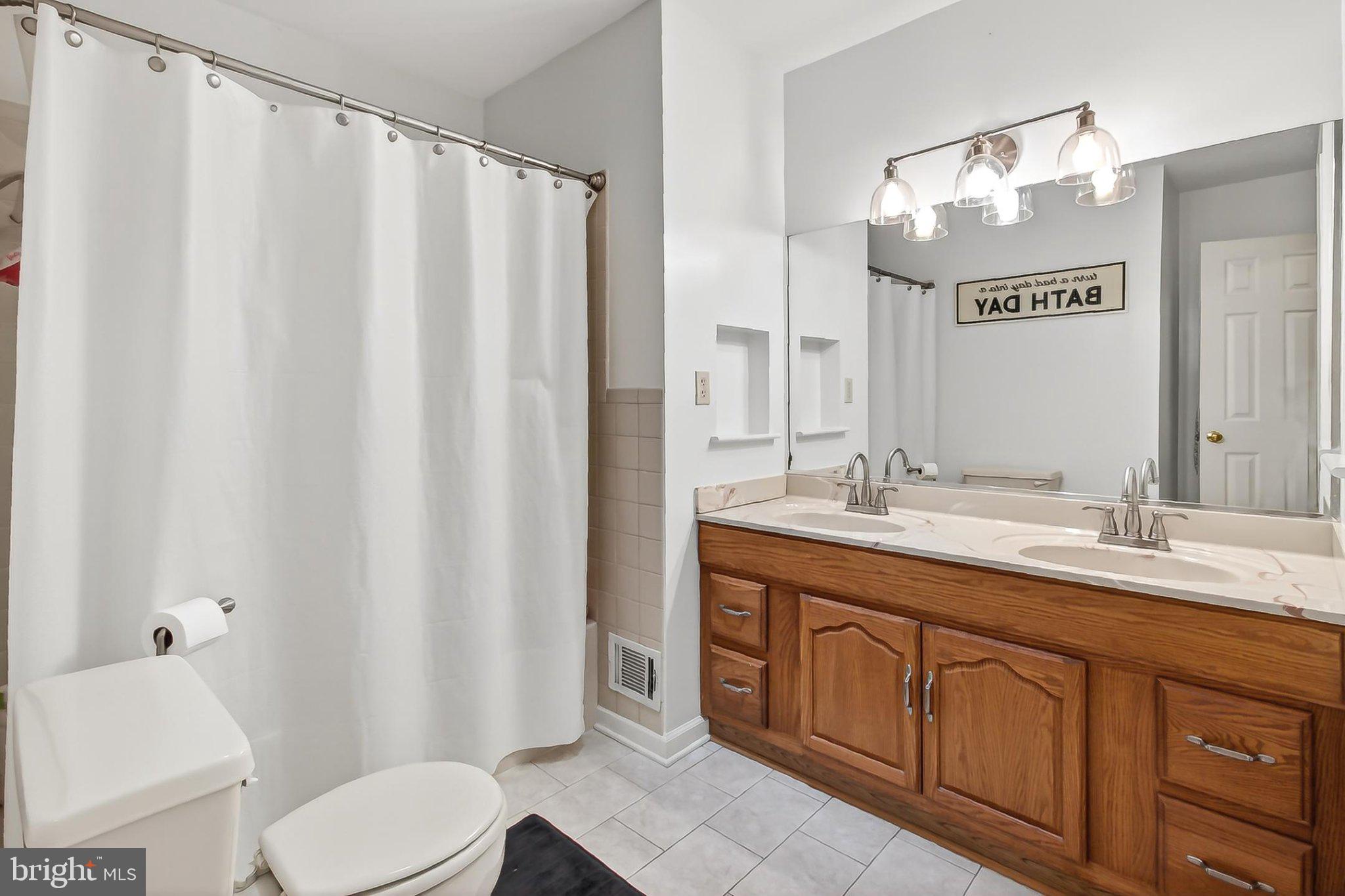 AUBURN CROSSING - Residential