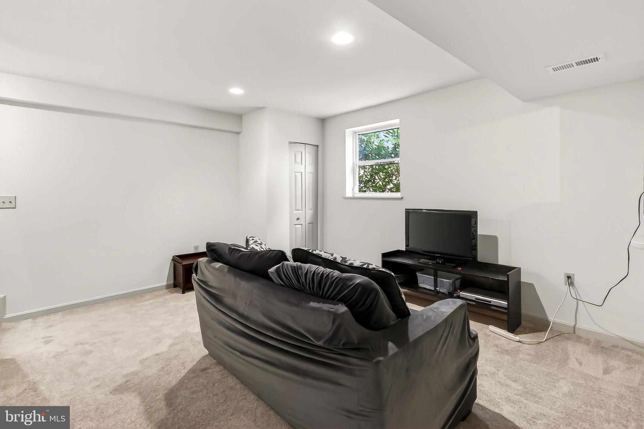 AUBURN CROSSING - Residential