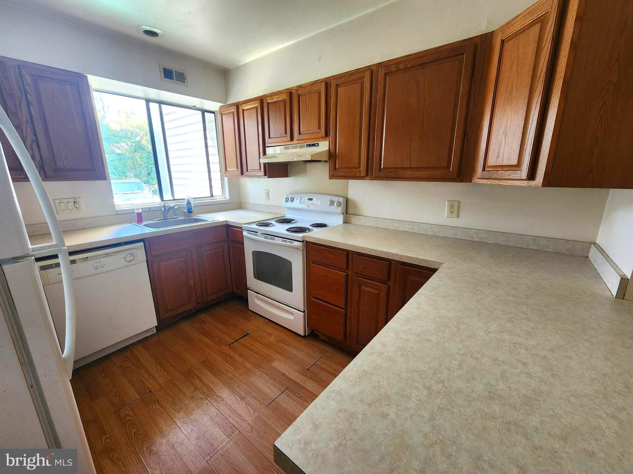 3006 GENERALS WAY