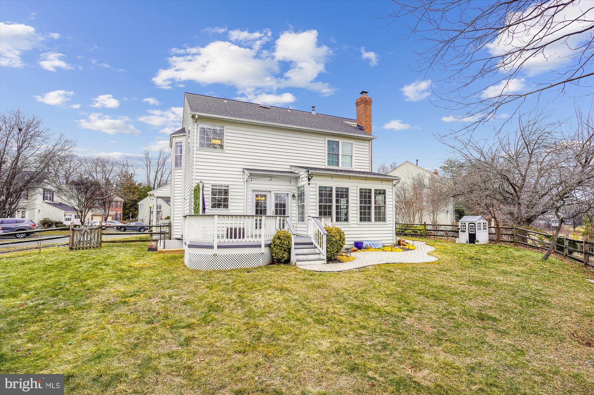 VIRGINIA OAKS - Residential