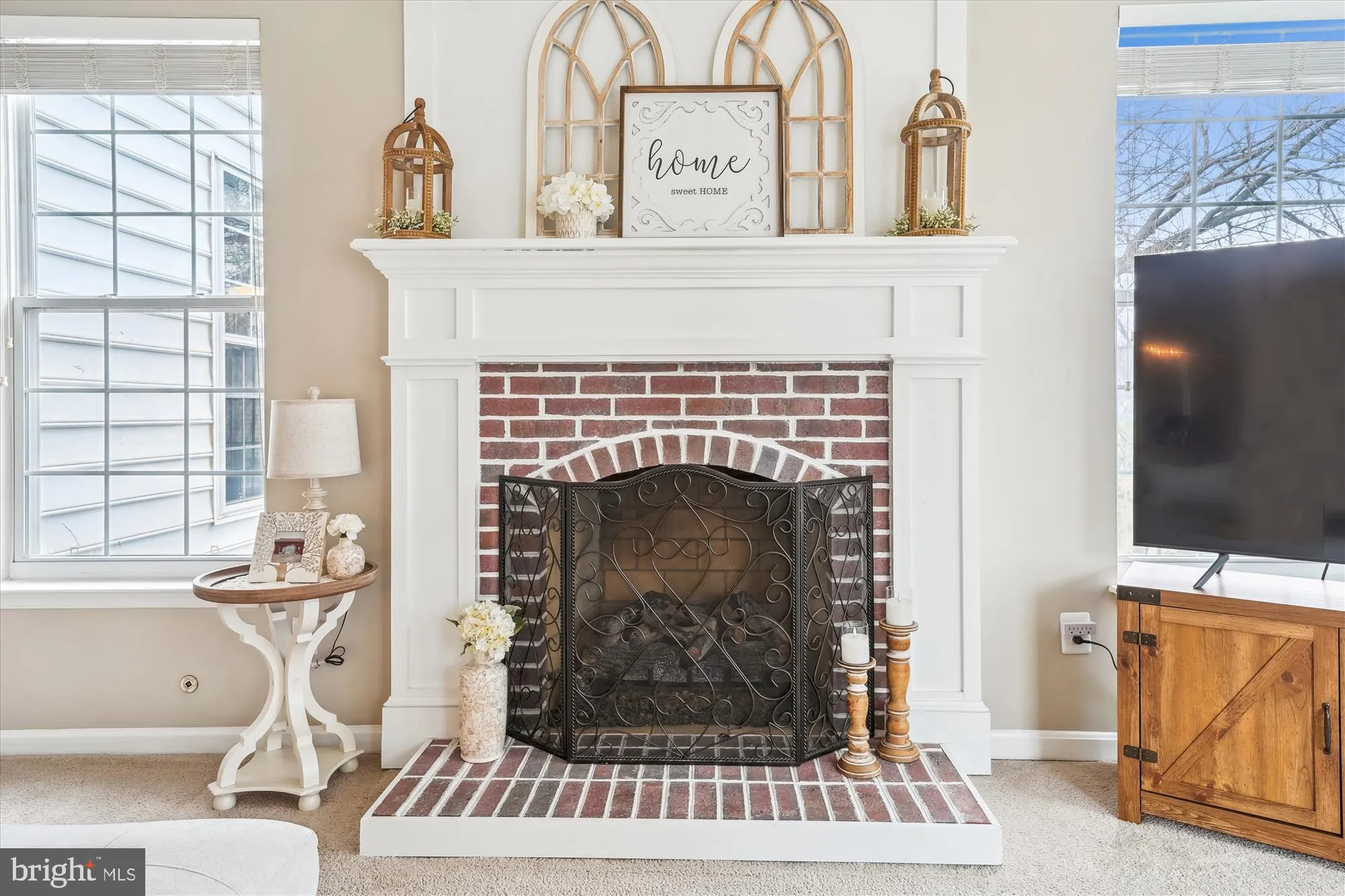 Gainesville, Virginia 20155, United States, 4 Bedrooms Bedrooms, ,4 BathroomsBathrooms,Residential,Pending,103929