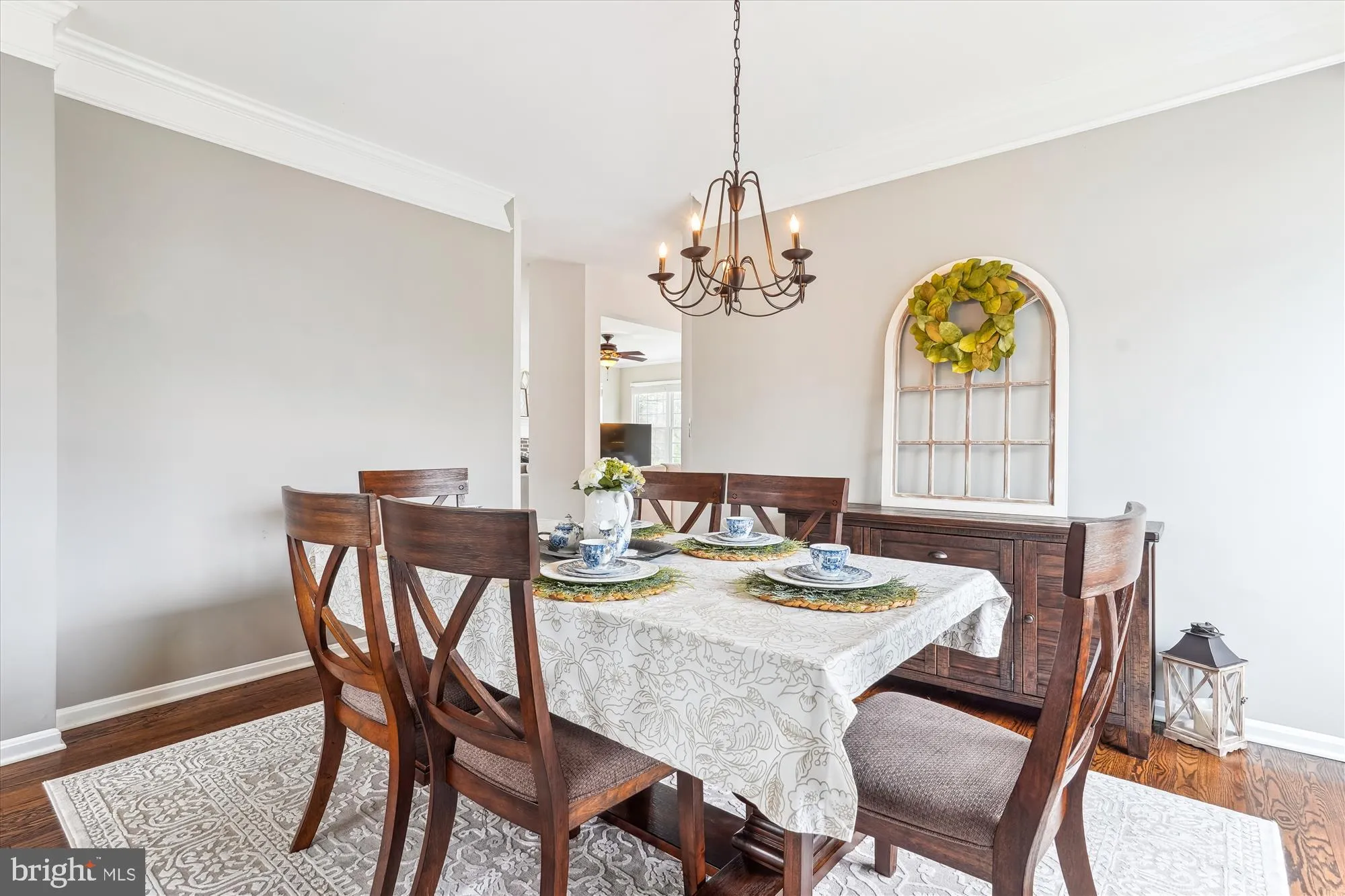 Gainesville, Virginia 20155, United States, 4 Bedrooms Bedrooms, ,4 BathroomsBathrooms,Residential,Pending,103929