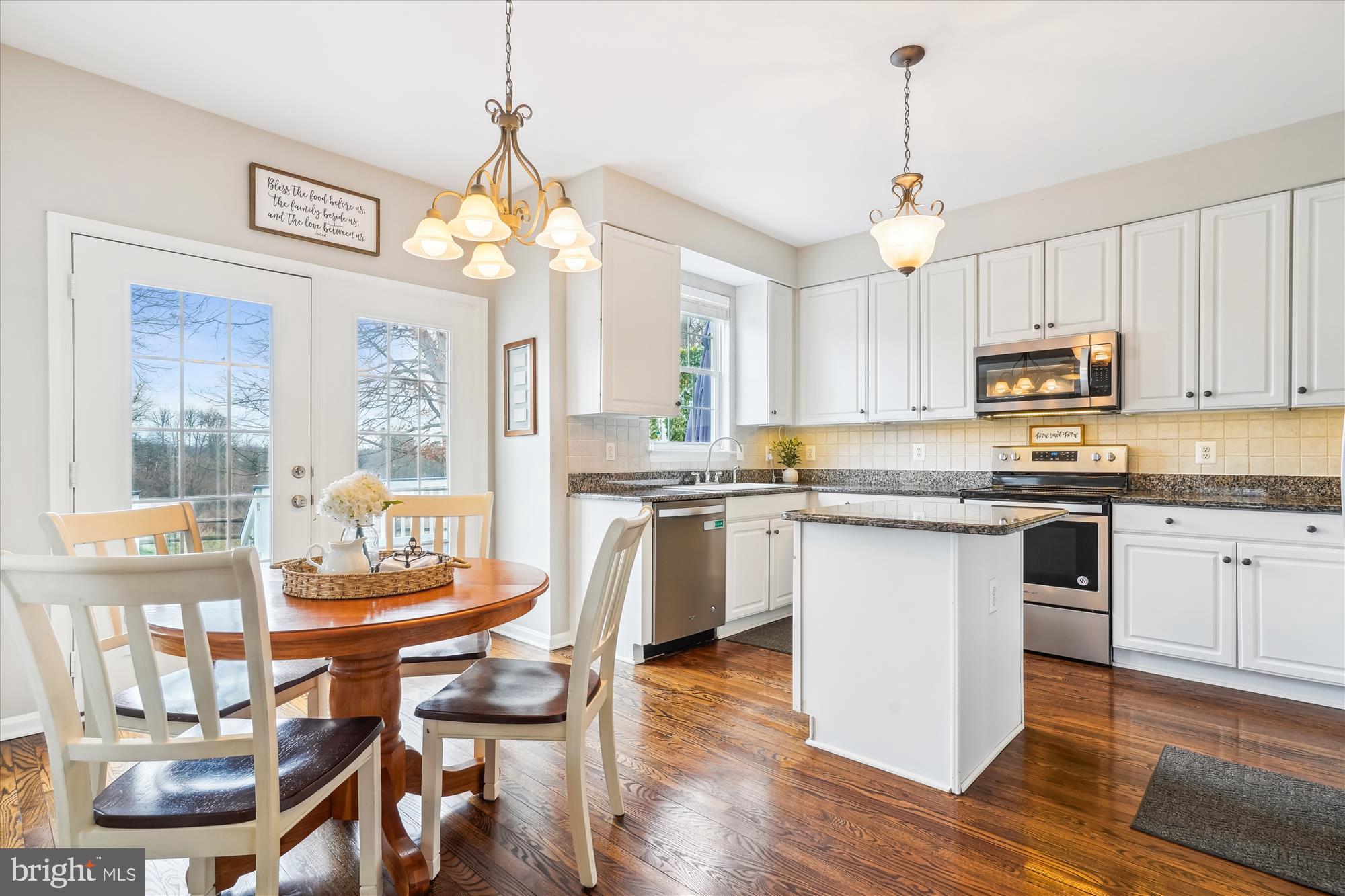 VIRGINIA OAKS - Residential