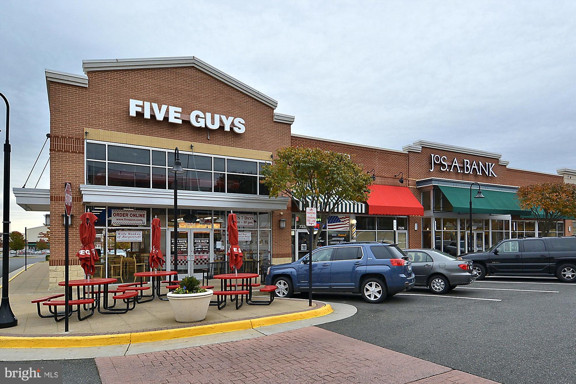 VIRGINIA OAKS - Residential