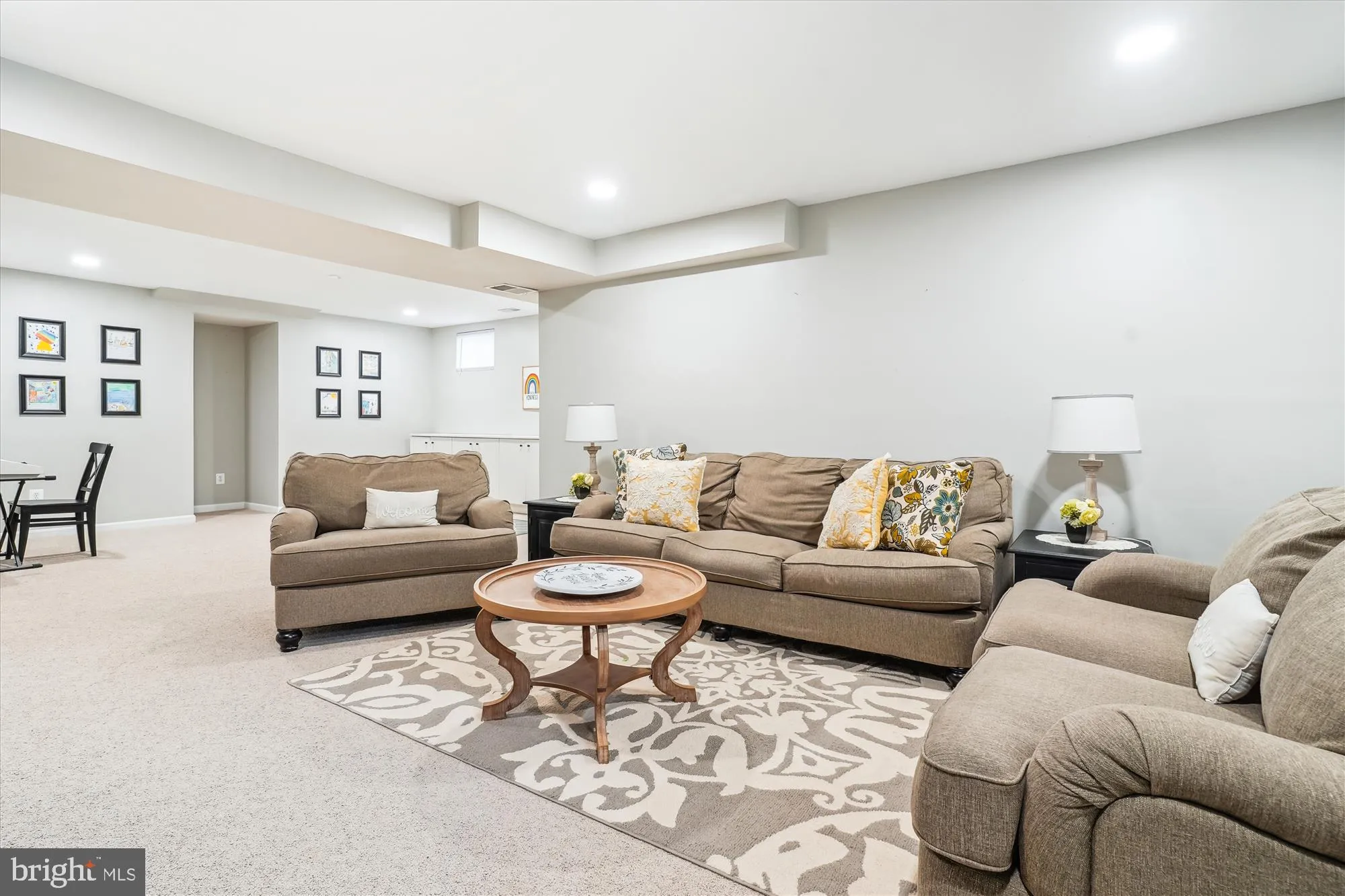 Gainesville, Virginia 20155, United States, 4 Bedrooms Bedrooms, ,4 BathroomsBathrooms,Residential,Pending,103929