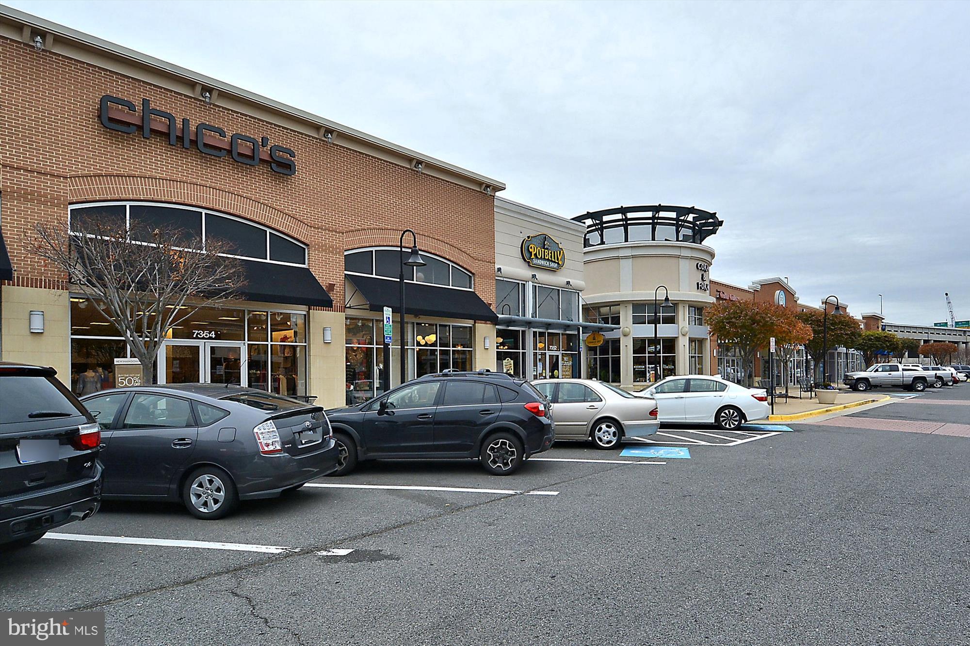 VIRGINIA OAKS - Residential