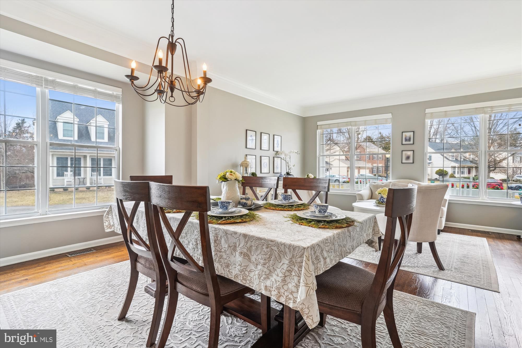 VIRGINIA OAKS - Residential