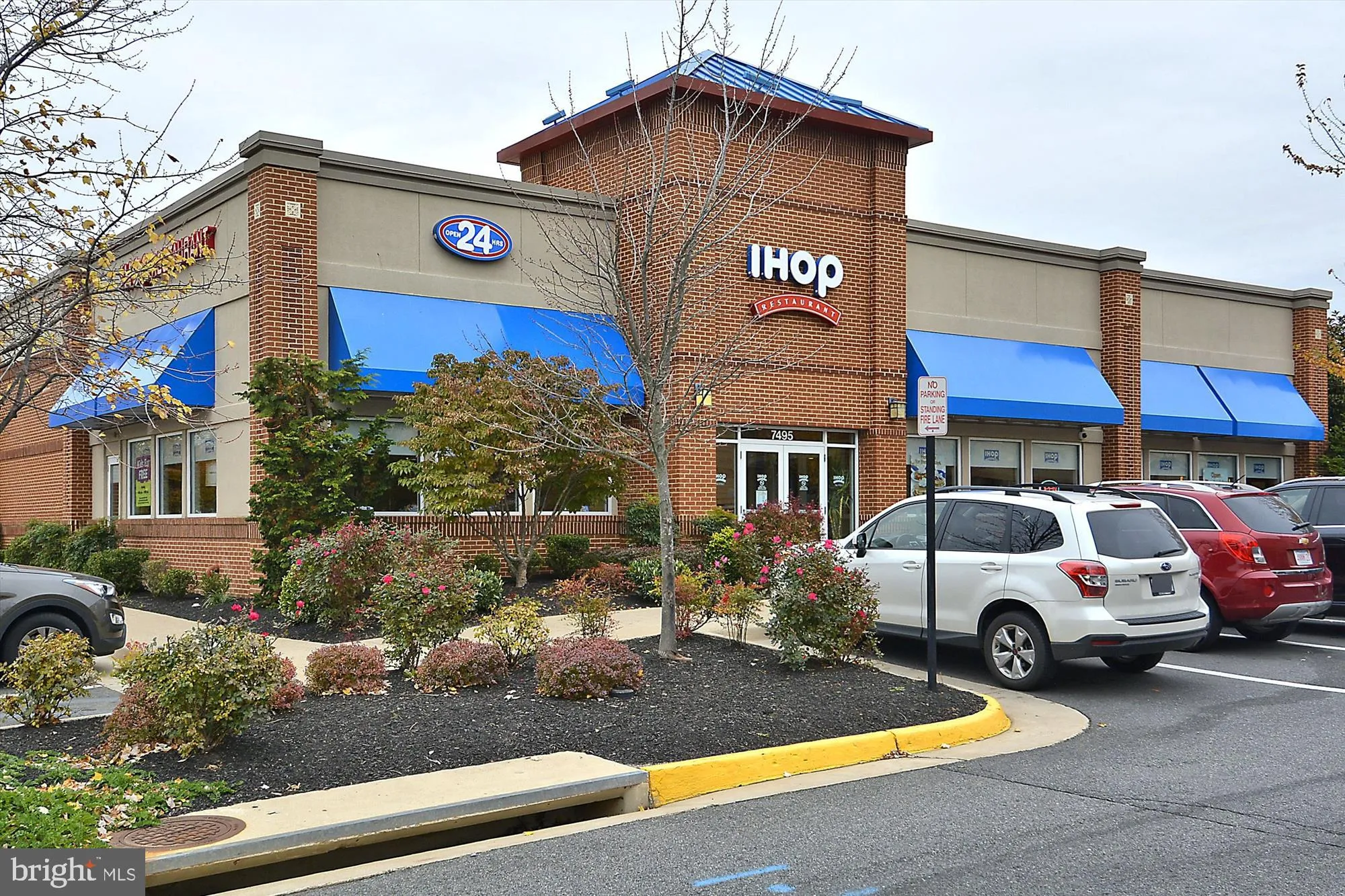 Gainesville, Virginia 20155, United States, 4 Bedrooms Bedrooms, ,4 BathroomsBathrooms,Residential,Pending,103929